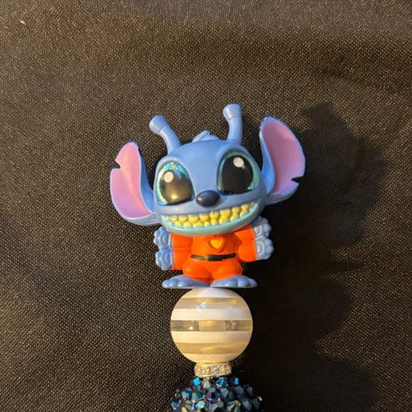 Handmade Disney Doorable Stitch Pen - Picture 4 of 5